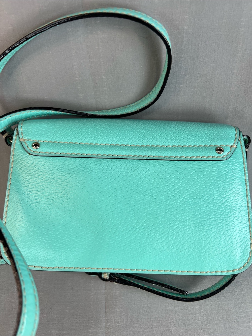 Kate Spade, teal structured Crossbody with adjustable strap - Picture 4 of 14